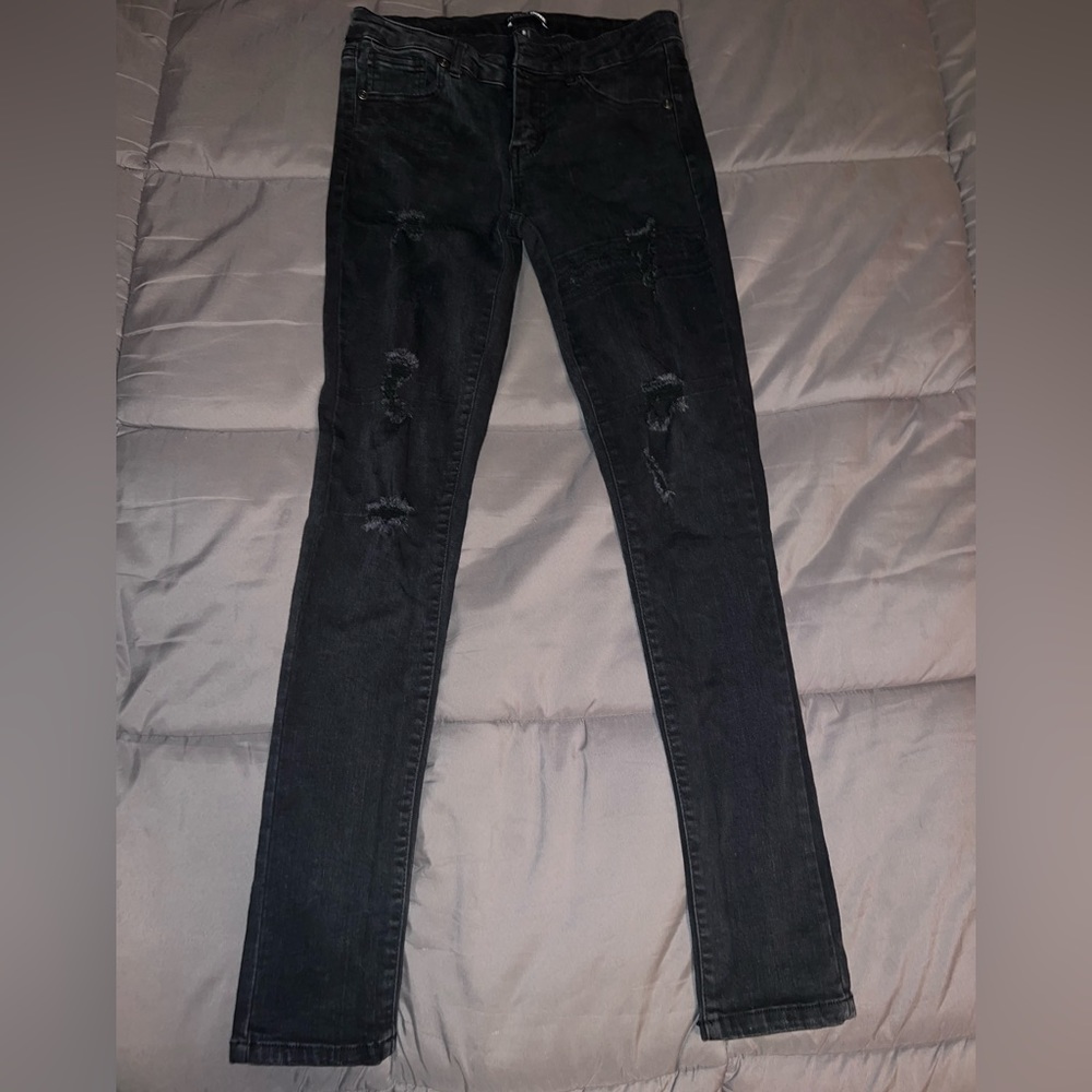 Black Ripped Skinny Jeans